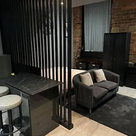 Modern Luxurious * برادفورد