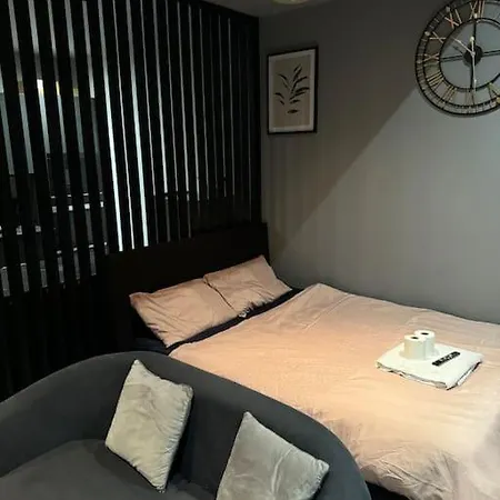 شقة Modern Luxurious برادفورد