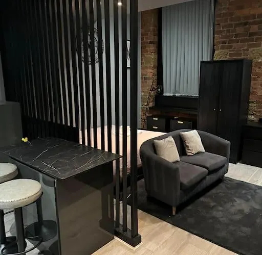 Modern Luxurious * برادفورد