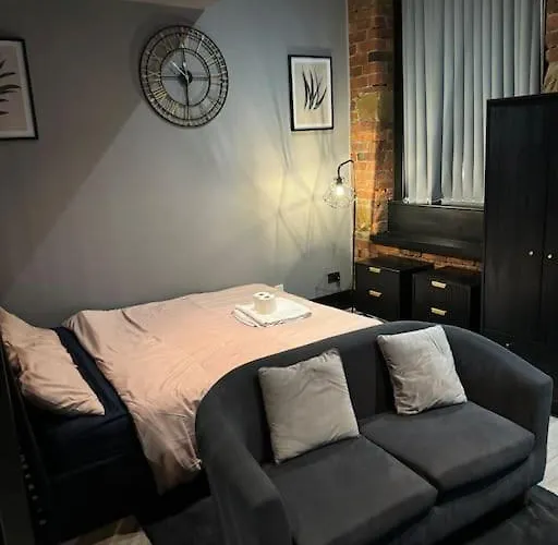 Modern Luxurious * برادفورد